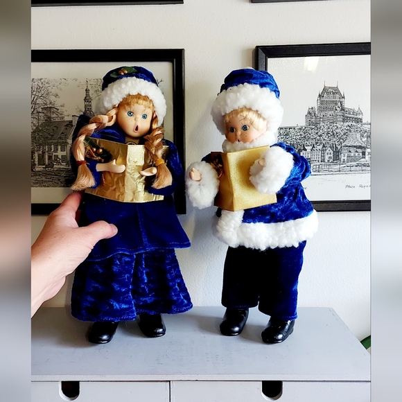 Christmas decorationCouple of little porcelain singers. - Picture 1 of 12